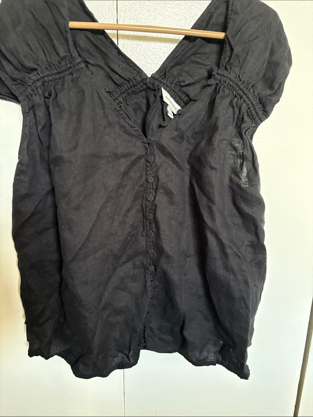 Banana Republic Black V-Neck Button Front Puff Sleeve Blouse